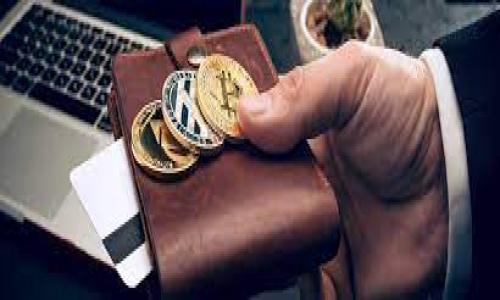 比特派是什么？

比特派（Bitpie）是一款为用户提供数字货币钱包服务的应用。随着区块链技术的不断发展，越来越多的人开始接触和使用数字货币，而比特派作为一个相对知名的钱包平台，吸引了不少用户。然而，在使用这类钱包时，安全性始终是一个不可忽视的话题。

比特派的安全性问题

在金融领域，安全性永远是用户最关心的事情。尤其是在数字货币领域，随着黑客攻击和诈骗案件的频频出现，用户对数字资产的安全性更是格外敏感。那么，比特派真的不安全吗？我们需要从多个角度来分析这个问题。

用户隐私保护

比特派在用户隐私保护方面做得怎么样呢？其实，数字货币钱包的用户数据往往非常敏感，一旦被泄露，后果是非常严重的。比特派承诺会采取各种技术手段来保障用户的数据安全，但实际操作中是否真的做到位，仍旧是大众用户关注的焦点。你是否也担心自己的数据被泄露？

数字资产丢损的风险

很难想象，如果你辛辛苦苦投资的比特币在一夜之间消失，心里的那种失落感。比特派的操作界面对于新手用户而言也许并不友好，这就增加了误操作的风险。有些用户表示，在转账过程中因为未确认地址就轻易发送给了陌生地址，这样的事情曾经在社区中引发了不少讨论。那你是否有想过，如何在操作中更加谨慎？

黑客攻击事件的频发

近年来，黑客对数字资产的攻击情况屡屡曝光，甚至不少知名交易所和钱包都曾被攻击，导致用户资产大幅缩水。虽然比特派在官方声明中多次强调其安全防护措施，但黑客技术的不断升级也让用户心中难免有些忐忑。你是否愿意将自己的数字货币交给这样的平台？

用户自我保护的意识

安全往往不仅仅是平台的责任，用户的自我保护意识也至关重要。那么，为什么还有不少用户在使用比特派时感觉不安全？很大一部分原因在于用户对安全风险的认识不足。很多人不知道如何设置二次验证，也不知道如何防范钓鱼网站。你是否花时间了解过这些安全知识？

比特派的优缺点盘点

在深入探讨比特派的安全性之前，我们来看看这个平台的优缺点。首先，从优点来看，比特派支持多种数字货币，方便用户的投资选择；其次，它的操作操作界面相对简单，适合初学者使用。

然而，缺点同样显而易见。例如，尽管比特派在积极更新安全措施，但对于普通用户来说，这些措施可能并不足够；此外，用户反馈中提到的界面不够友好的问题，也在一定程度上降低了使用体验。通过对比，你是否认为比特派相较于其他钱包还有更多的提升空间？

总结

总体来看，比特派在安全性方面并不是绝对不安全，但用户在使用过程中确实需要保持警惕，增强自身的安全意识。在数字货币交易中，安全是大家共同的追求。通过了解比特派的各项特点及可能存在的风险，才能更好地保护自己的资产安全。作为用户的你，是否准备好在日常使用中加强安全措施，来确保你自己的投资安全呢？

关键词：比特派，数字货币钱包，安全性，用户隐私，黑客攻击

比特派安全吗？探讨数字货币钱包的安全性问题